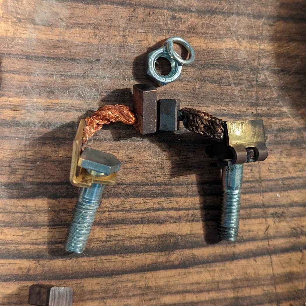 Left: new, Right: old (~450 hours)
